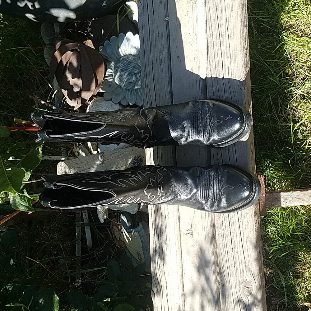 Old West boots